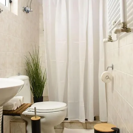 η μονοκατοικία της χαράς. * Kalamáki