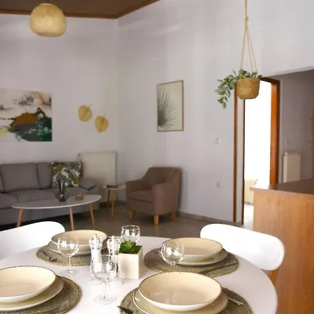 η μονοκατοικία της χαράς. * Kalamáki