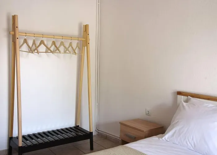 Villa η μονοκατοικία της χαράς. *